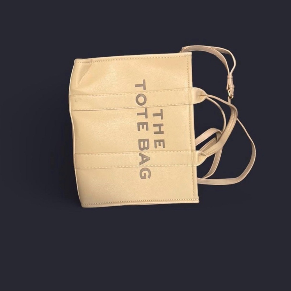 The Tote Bag Beige Leather Tote